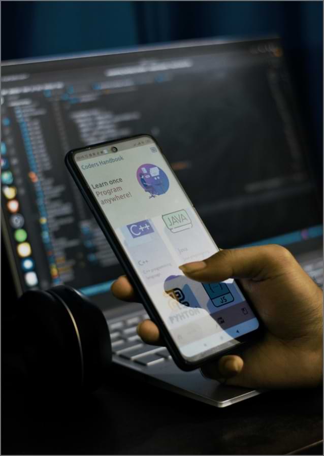 Softwareentwickler tauschen sich aus
